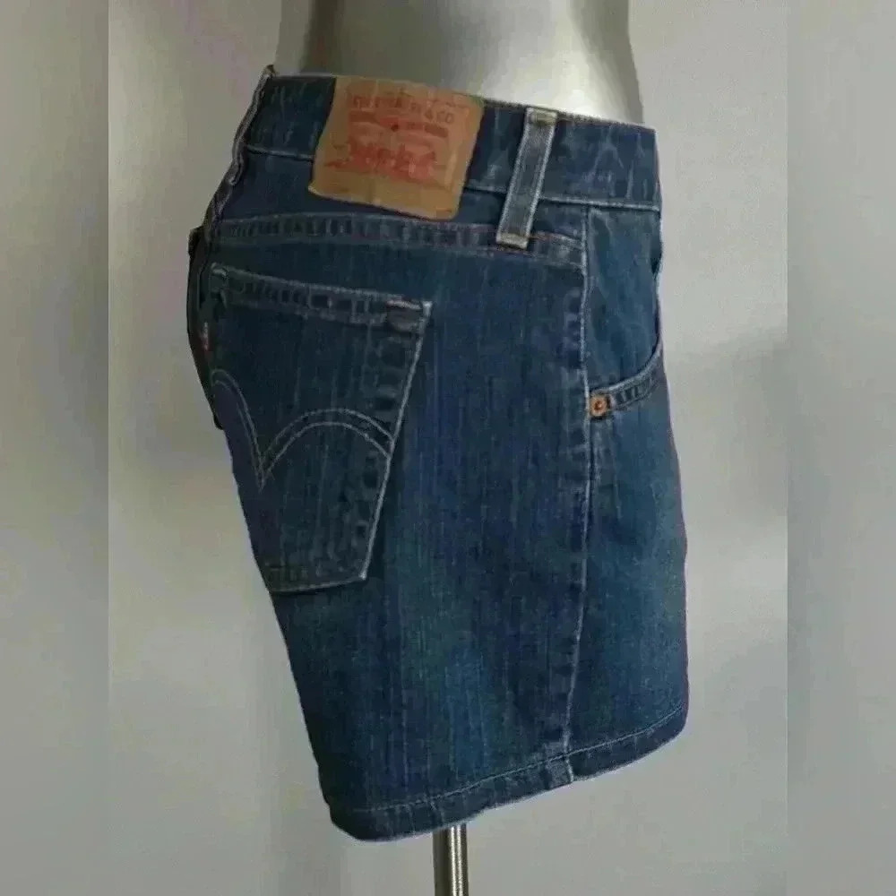 💎Woman’s Vintage Levi’s Denim  Shorts - Picture 3 of 15